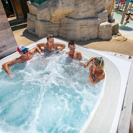 Camping Mas De Pierredon