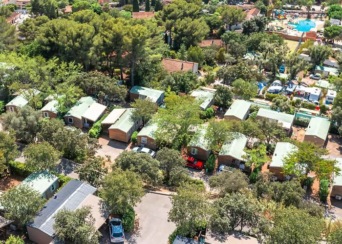 Camping Mas De Pierredon